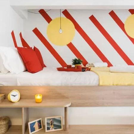 Colorful Apartment In Афіни Екстер'єр фото